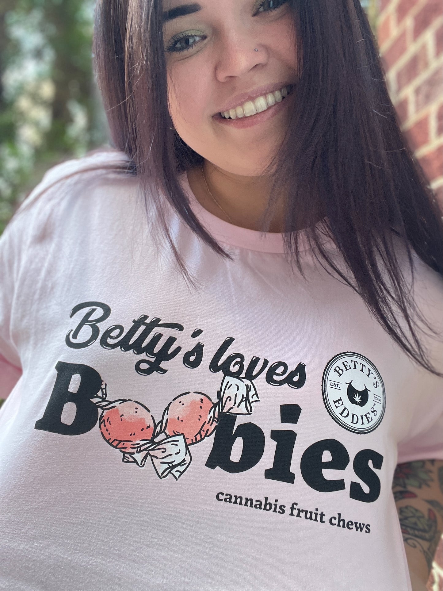 Betty's Loves Boobies Tee Shirt